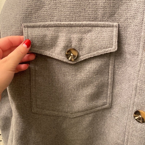 4-Pocket Gray Shacket - Picture 6 of 13